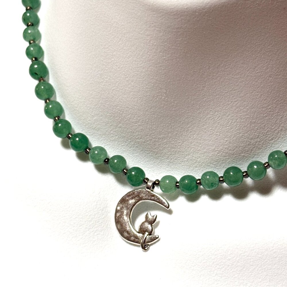 Genuine Gemstone Green Chalcedony Silver Cat on the Moon Beaded Short Necklace